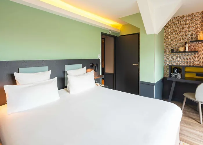 Le Splendid Hotel Lac D'Annecy - Handwritten Collection